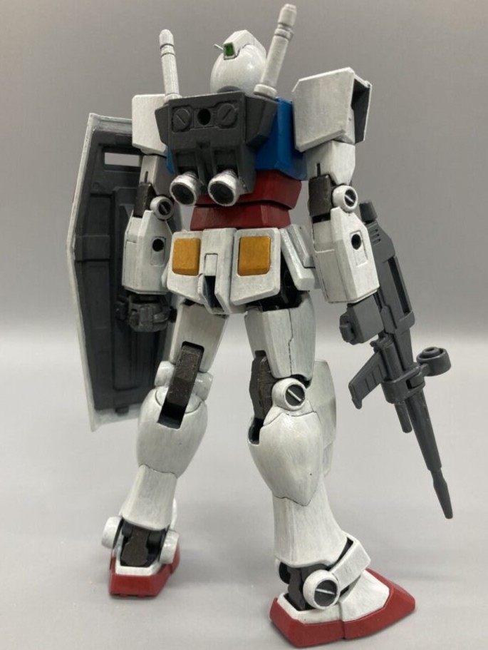 デカールは貼りすぎない－ガンプラを水転写式デカールでシンプルに